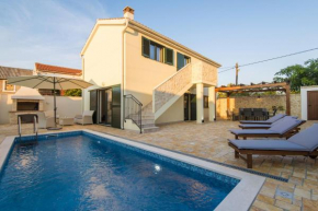 Poolincluded - Villa Ive